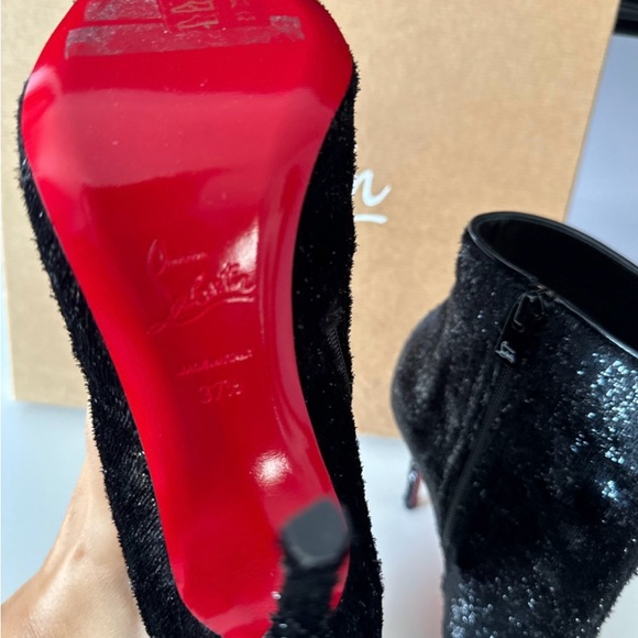 Authentic Christian Louboutin So Kate Bootie - Picture 4 of 6